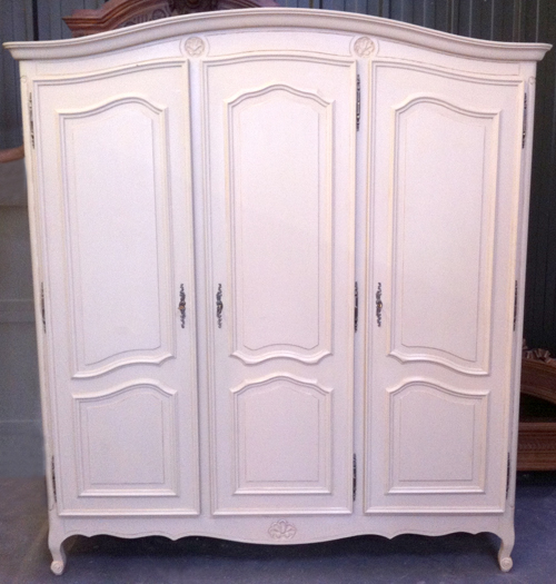 provencal style 3 door armoire